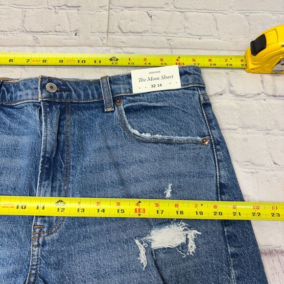NWT Abercrombie & Fitch Women High Rise Mom Jean Shorts Size 32/14 Denim C056 -9 - Picture 3 of 16